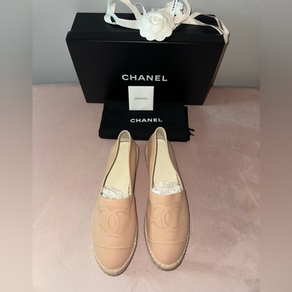 Chanel Espadrille - Picture 1 of 4
